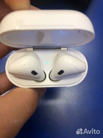 Airpods 2