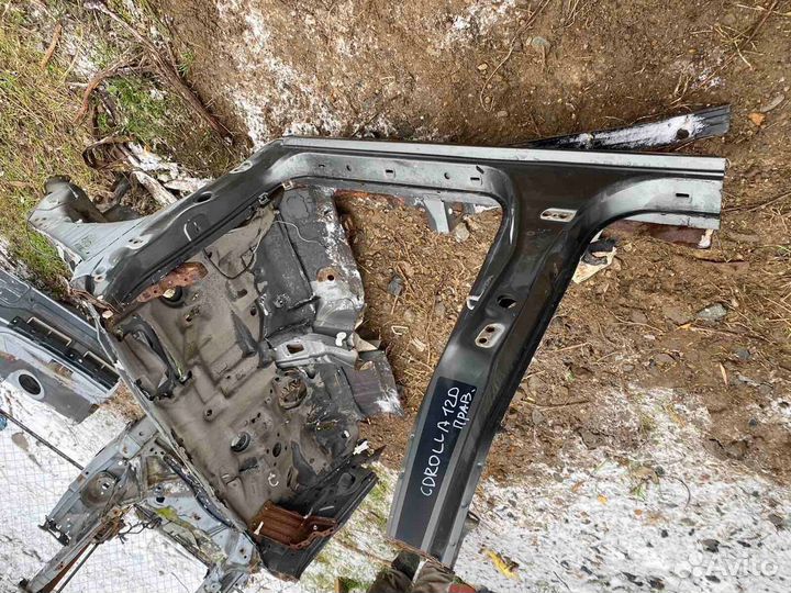 Правый порог со стойкой Toyota Corolla 120 седан