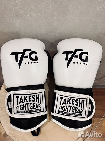 Боксерские перчатки 10 oz Takeshi