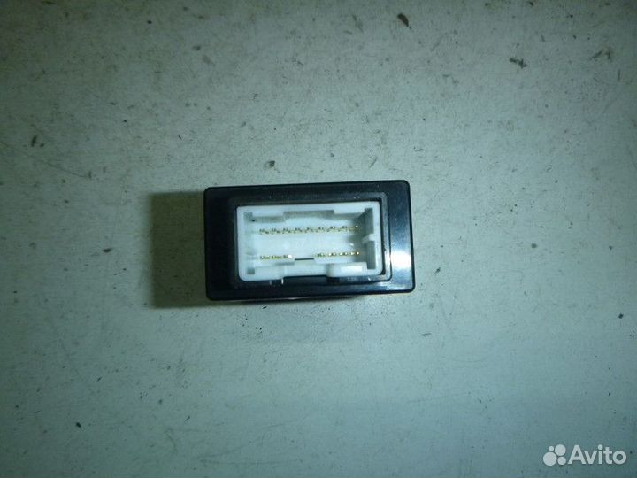 Разъем AUX hyundai I40 2011