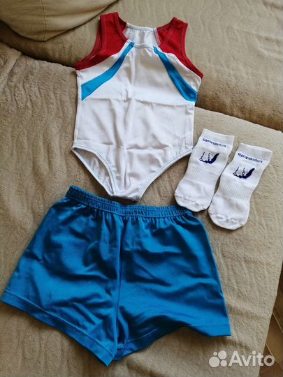 Костюм для спорт гимнастики 7лет