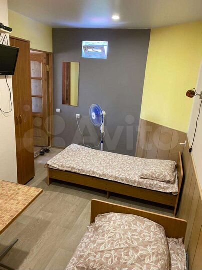 Комната 10 м² в 2-к., 2/2 эт.