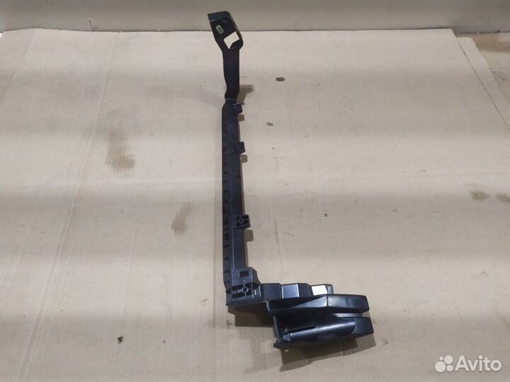 Кронштейн Nissan Almera G15 K4M 2013