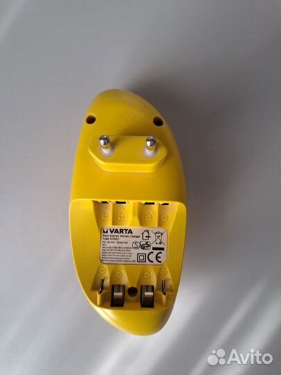 Зарядное устройство Varta для аккумуляторов