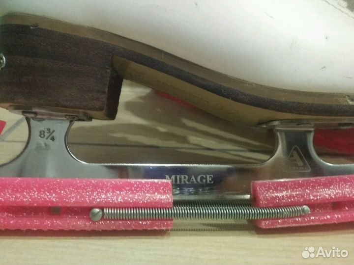 Коньки профессиональные