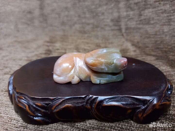 Старинная статуэтка Китай 19 в, нефрит