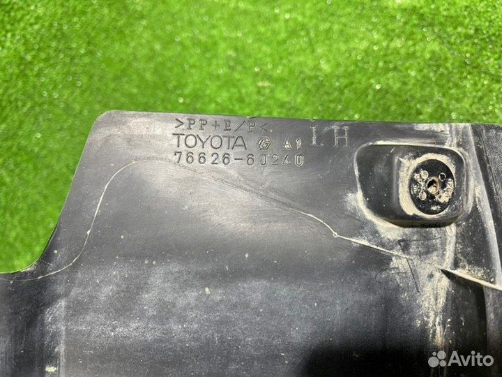 Брызговик задний левый Land Cruiser Lc 200 Lx570