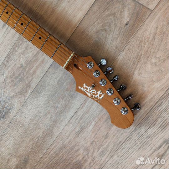 Электрогитара JET JS-450