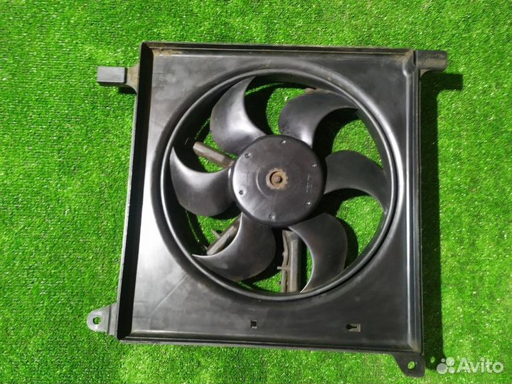 Вентилятор радиатора Daewoo Nexia седан 1.6 2008