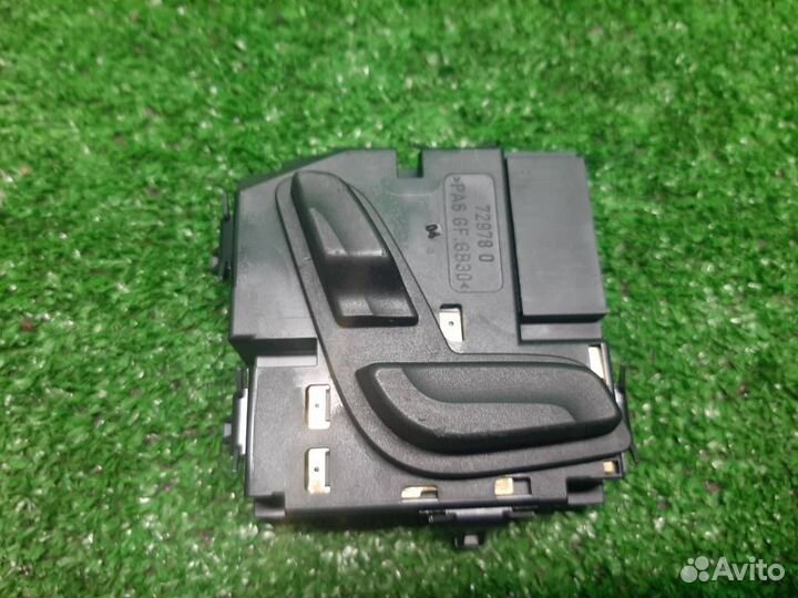 Кнопка регулировки сиденья правого Mercedes Benz