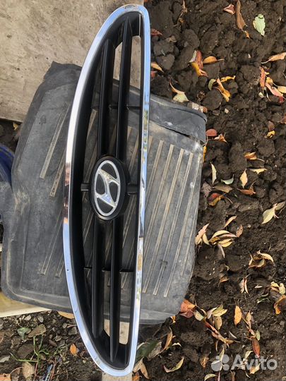 Решетка радиатора на hyundai accent