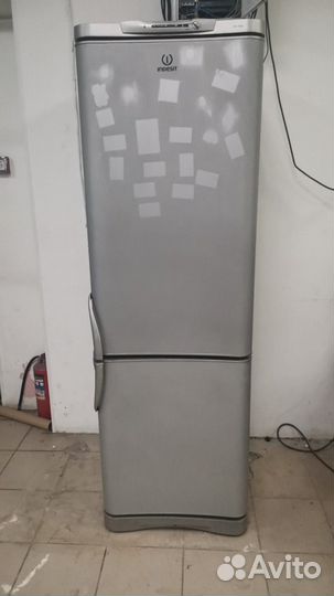 Холодильник бу Indesit no frost Гарантия 1 год