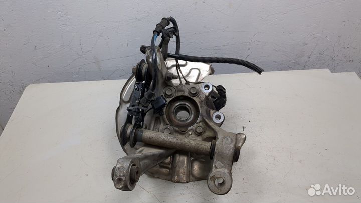 Ступица (кулак, цапфа) Ford Explorer 2019, 2021