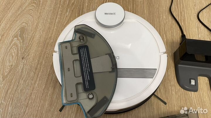 Робот пылесос Ecovacs Deebot DE55