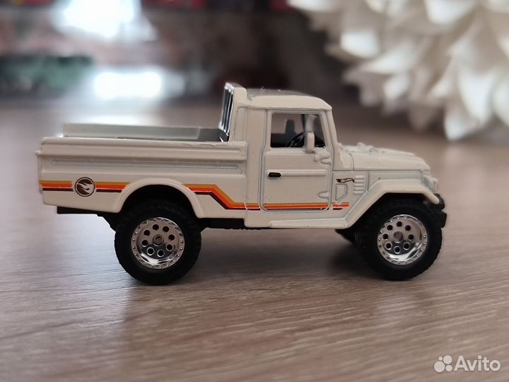 Hot wheels toyota land cruiser