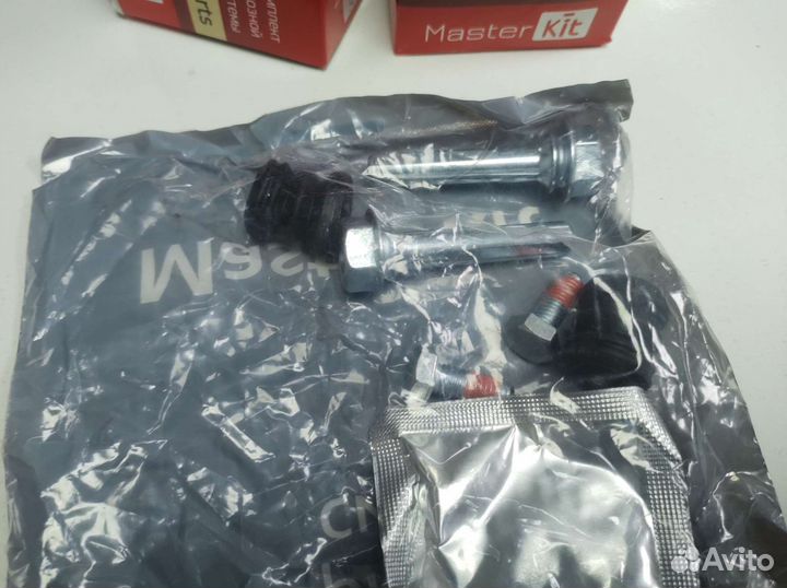 Направляющие переднего суппрота Logan Clio Megane1