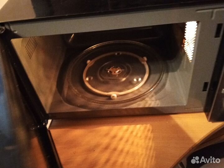 Микроволновая печь leran