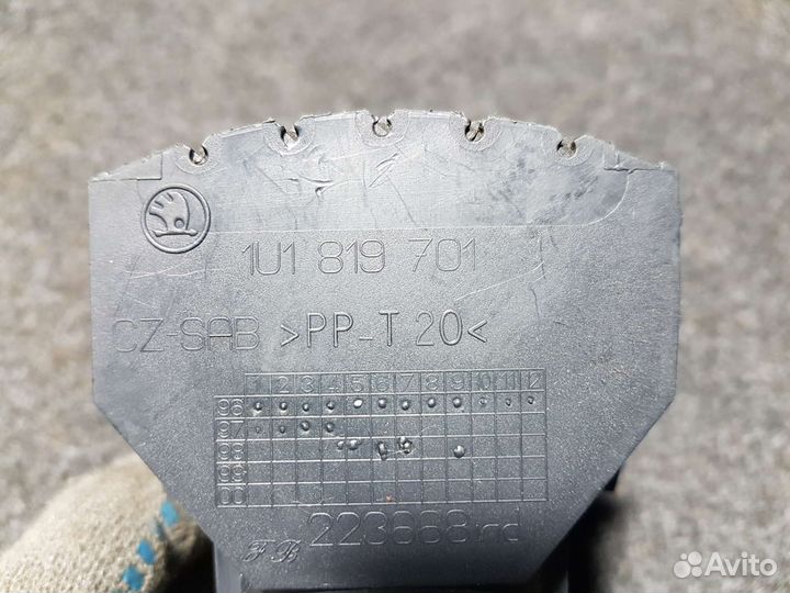 Дифлектор салона Skoda Octavia tour a4