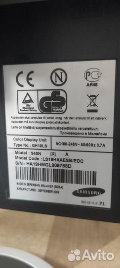 Монитор Samsung