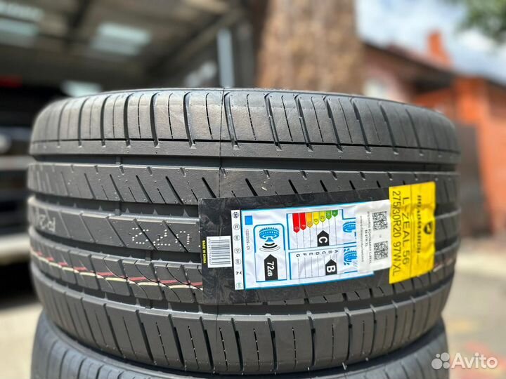 Roadmarch Prime UHP 08 245/35 R20 и 275/30 R20 97W