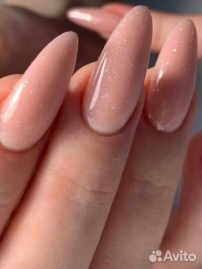 Маникюр, педикюр, наращивание ногтей