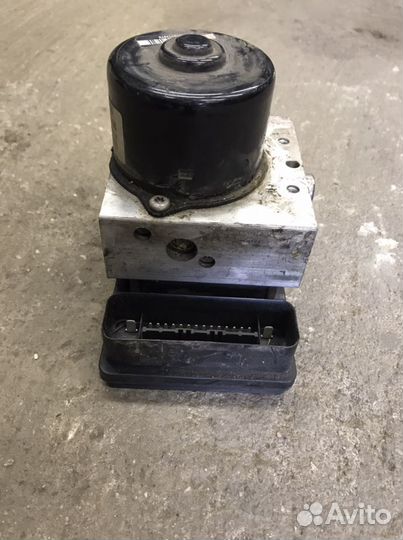 Блок абс Ниссан навара д40