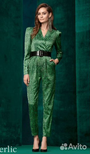 Комбинезон новый 48р