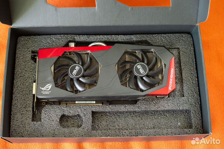 Продаю видеокарту Asus GeForce GTX 780 poseidon