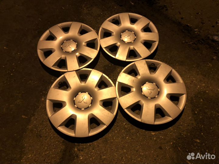 Колпаки R16 Мицубиси