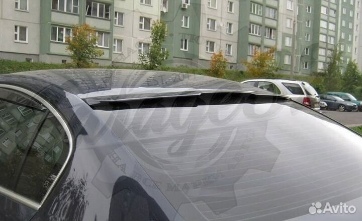 Козырек на заднее стекло (Volkswagen Passat B6/B7)