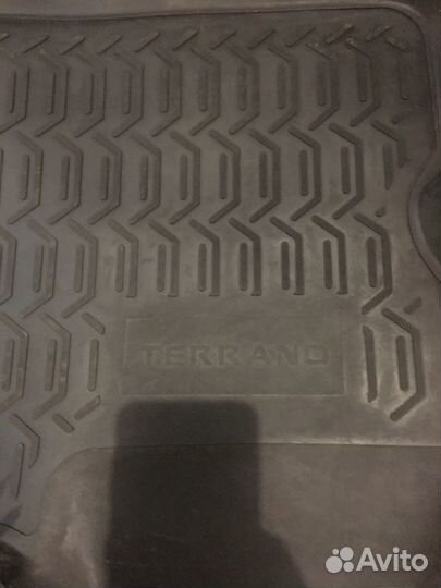 Коврики в салон автомобиля