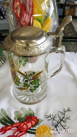 Немецкая пивная кружка с крышкой