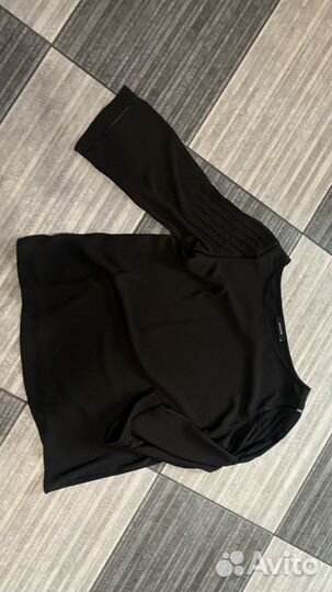 Пакетом вещи 42/44