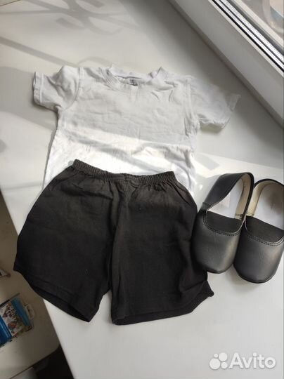 Форма для физкультуры, чешки новые 110 см