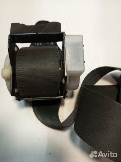 Ремень безопасности задний правый Kia Rio QB G4FA