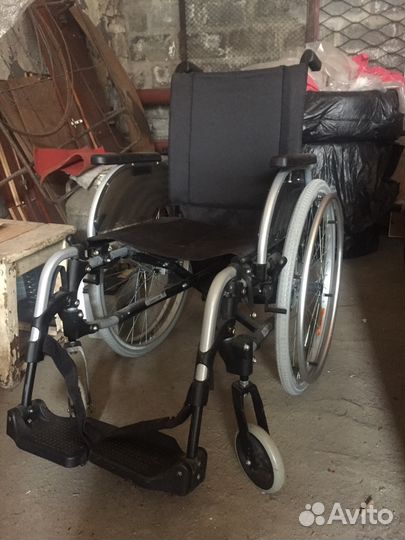 Инвалидное кресло, состояние идеальное
