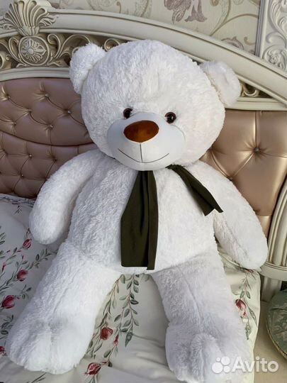 Плюшевый медведь
