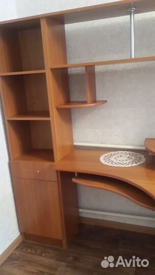 Компьютерный стол