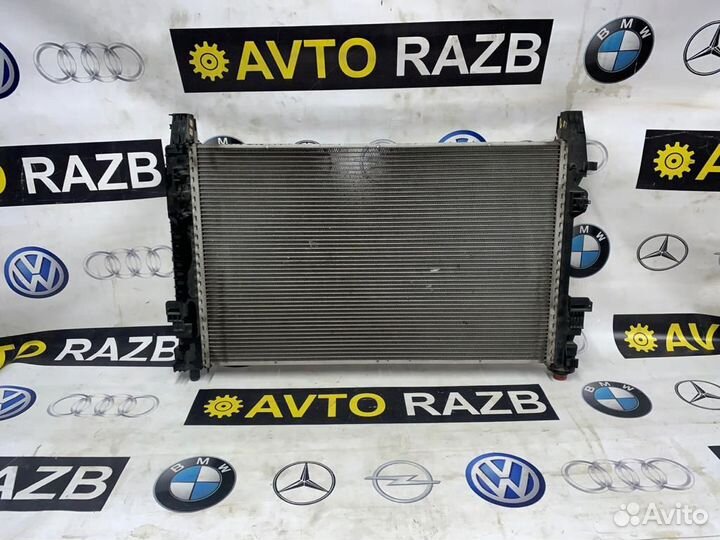 Радиатор охлаждения двс на Мерседес w169 w245