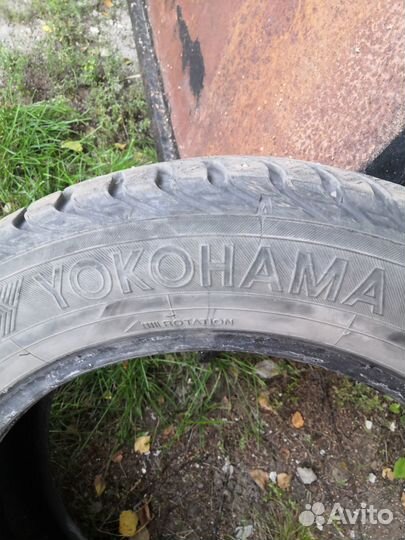 Yokohama Ice Guard IG60 215/60 R17