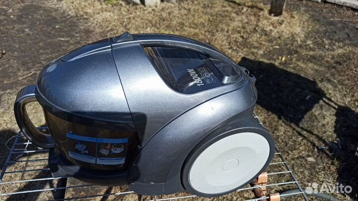 Пылесос LG vk70284hu