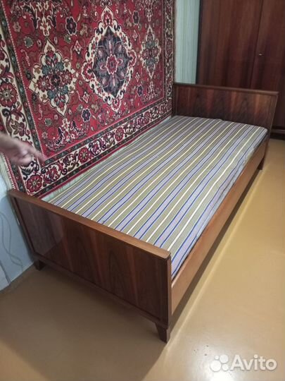 Кровать 2000мм*900мм