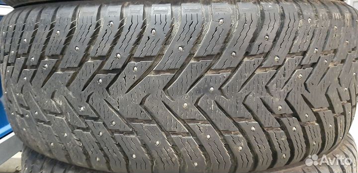 Nokian Tyres Hakkapeliitta 8 SUV 275/65 R18 116