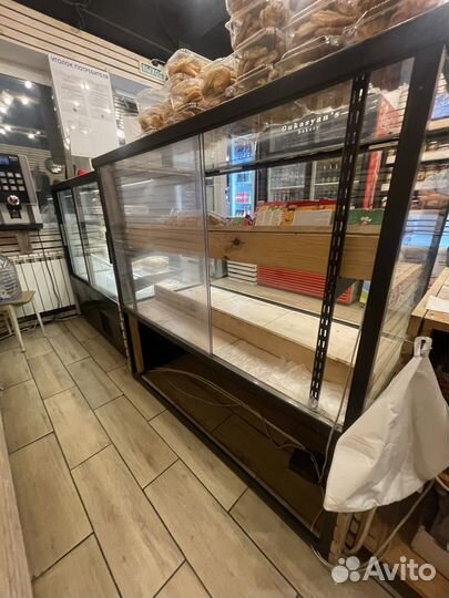 Витрина для пекарня