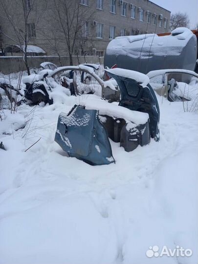 Задняя правая четверть outlander xl