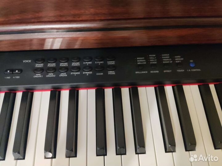 Цифровое пианино Yamaha CLP-430