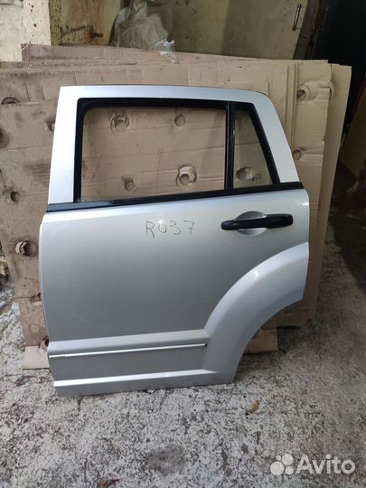 Дверь задняя левая Додж Калибр Dodge Caliber