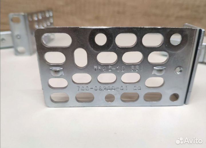 Уши Cisco для 1900, 2900, 3500 Series