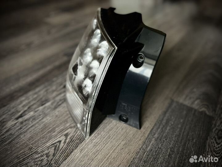 Фонарь задний Mitsubishi Outlander XL