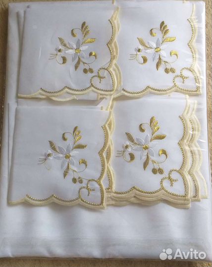 Скатерть белая и 12 салфеток, набор 13 предметов